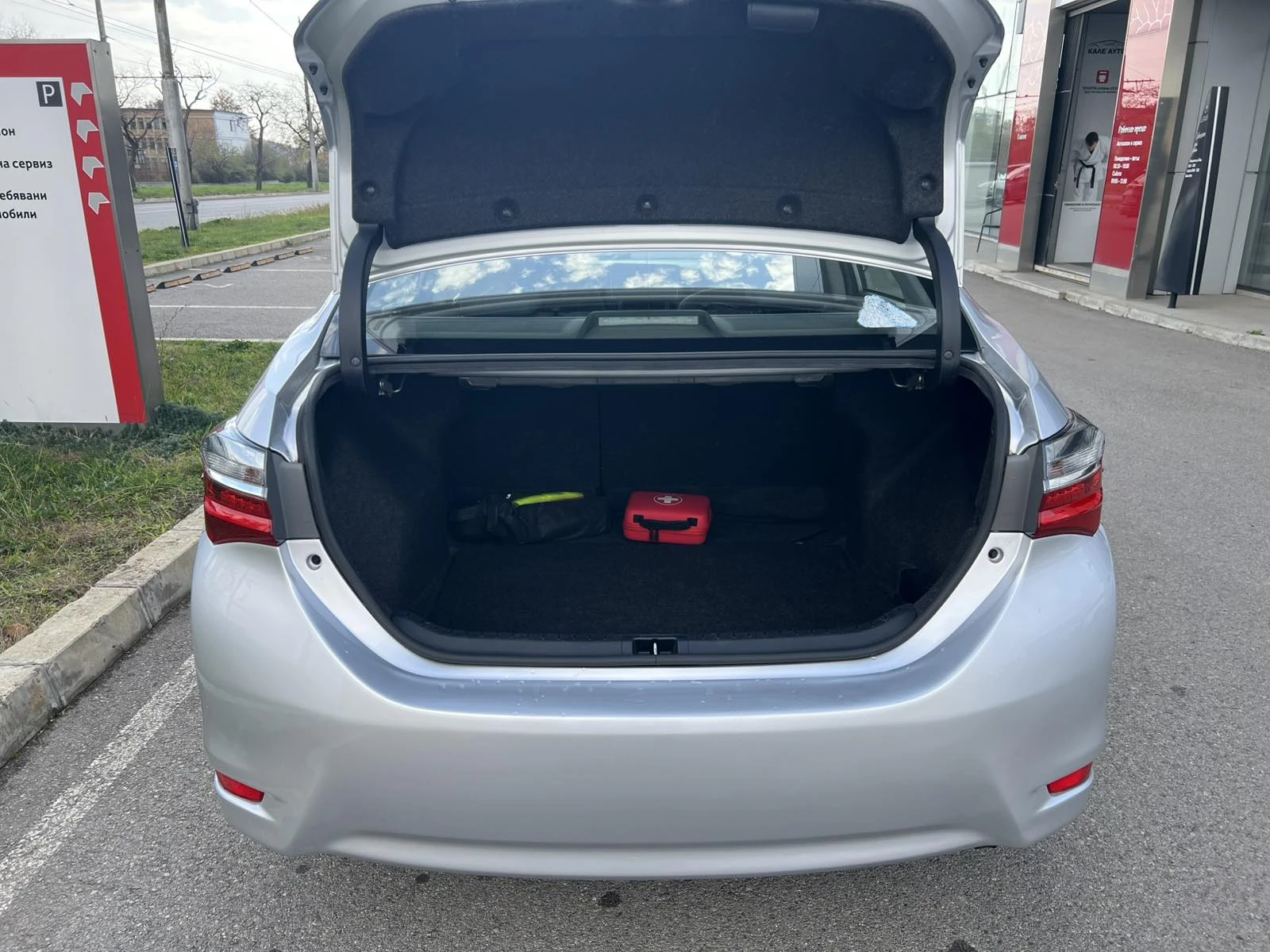 Toyota Corolla 1.6 VVT-i 6MT Luna - изображение 9