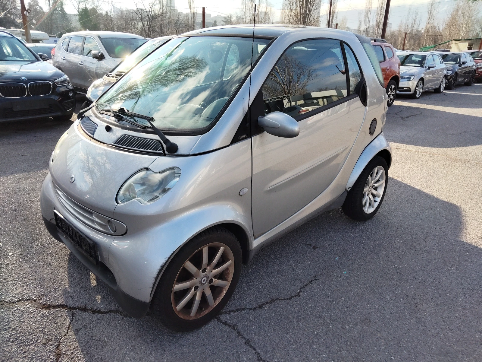 Smart Fortwo 0, 7i 61ps AUTOMATIC - изображение 2