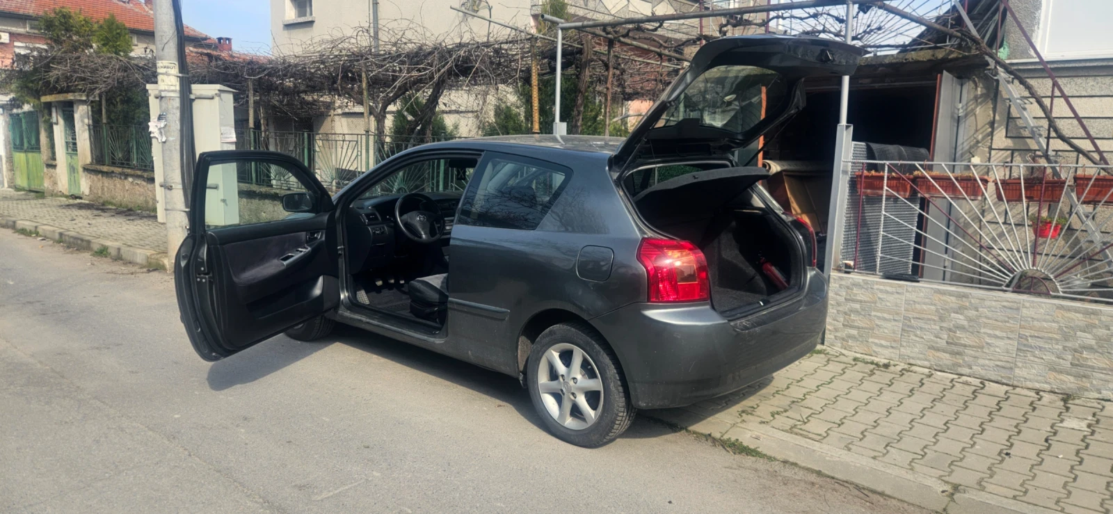 Toyota Corolla 2.0 D4D - изображение 2