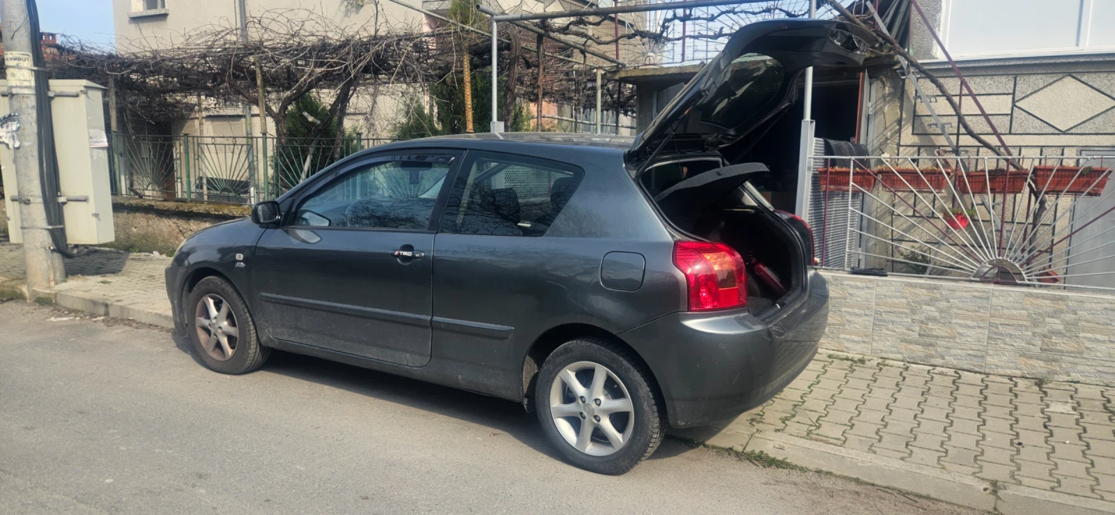 Toyota Corolla 2.0 D4D - изображение 3