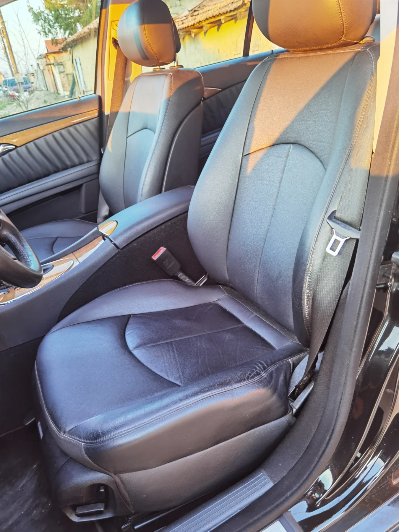 Mercedes-Benz E 220 2.2 CDI EVO, снимка 9 - Автомобили и джипове - 53827025