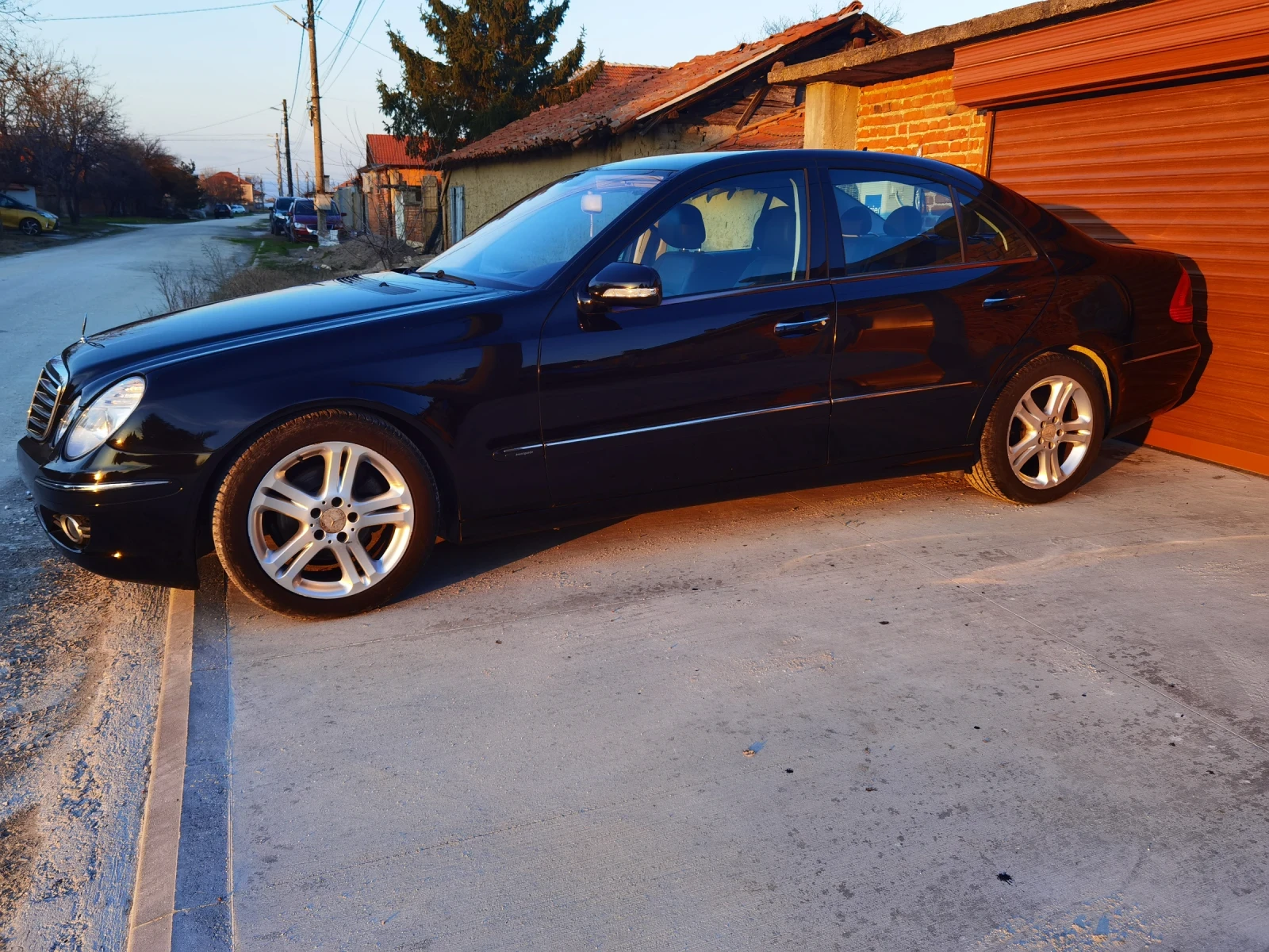 Mercedes-Benz E 220 2.2 CDI EVO, снимка 6 - Автомобили и джипове - 53827025