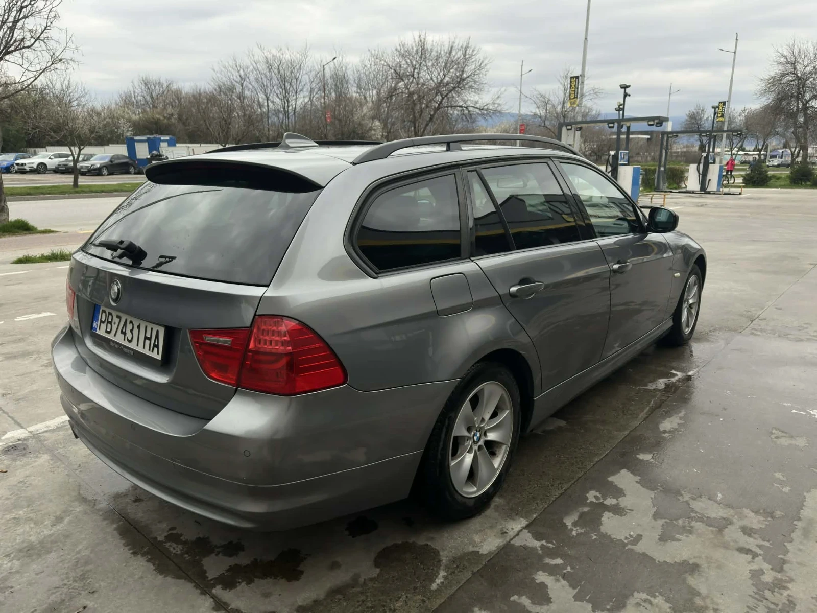 BMW 320, снимка 5 - Автомобили и джипове - 53938920