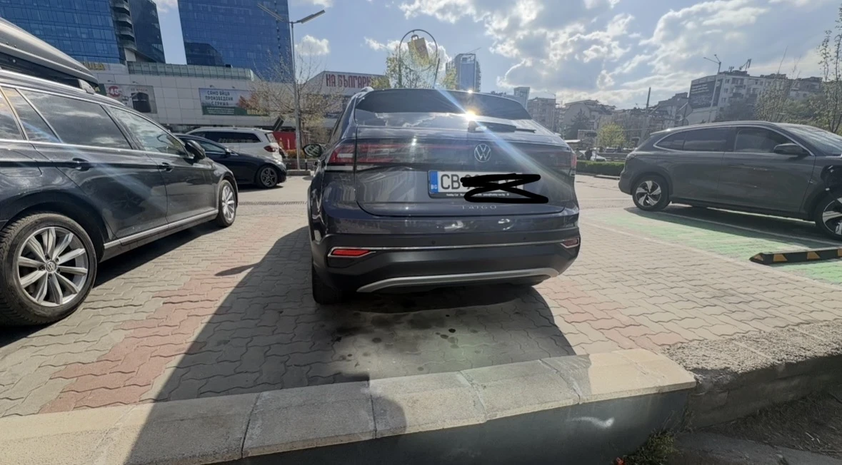 VW Taigo, снимка 2 - Автомобили и джипове - 54814593