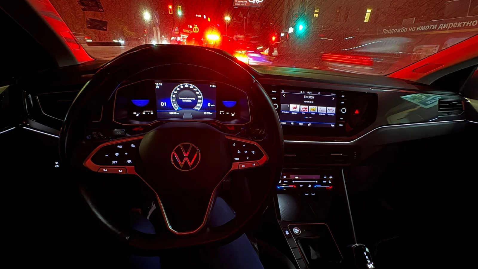 VW Taigo, снимка 10 - Автомобили и джипове - 55141683