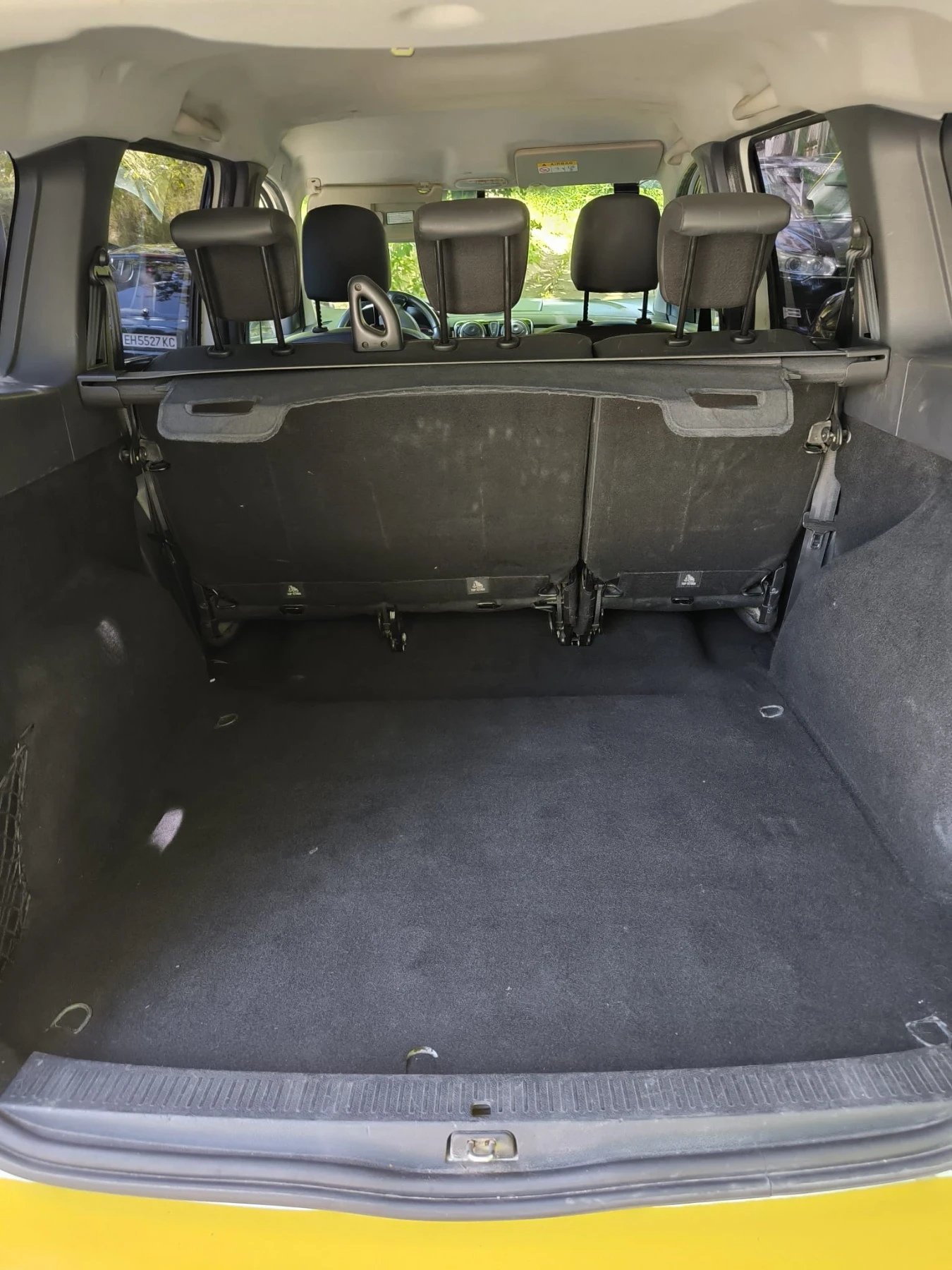 Dacia Lodgy 1.6i* Газ* Клима* Кожа, снимка 11 - Автомобили и джипове - 54974523