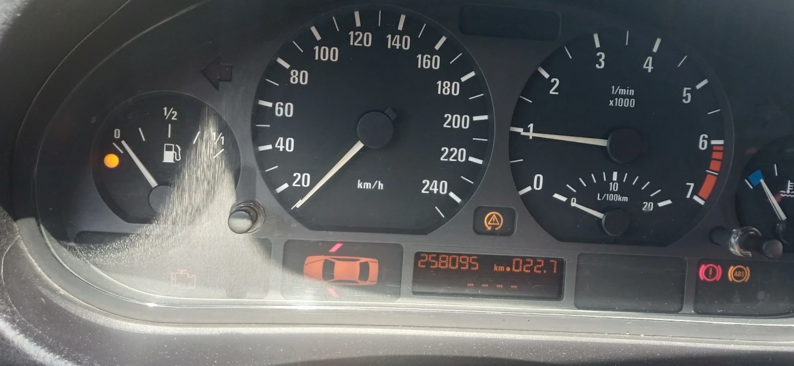 BMW 318, снимка 10 - Автомобили и джипове - 54974544