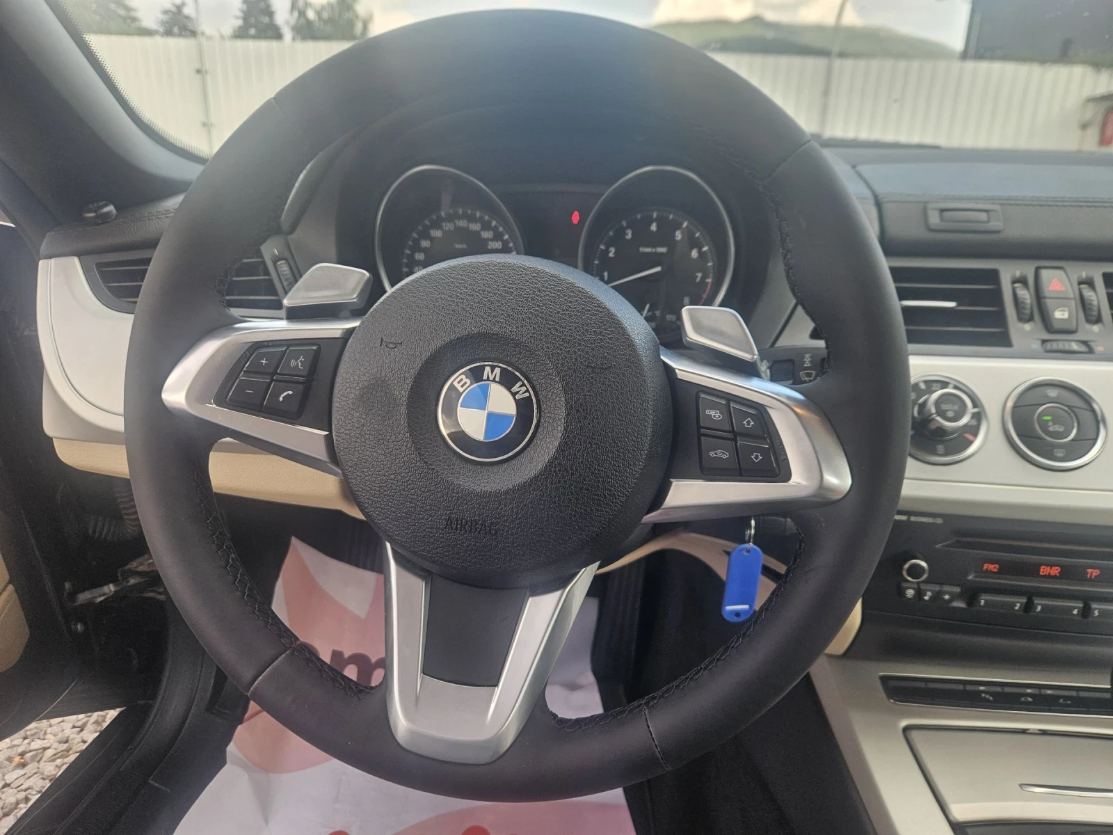 BMW Z4 2.3i SDRIVE, снимка 17 - Автомобили и джипове - 55179985