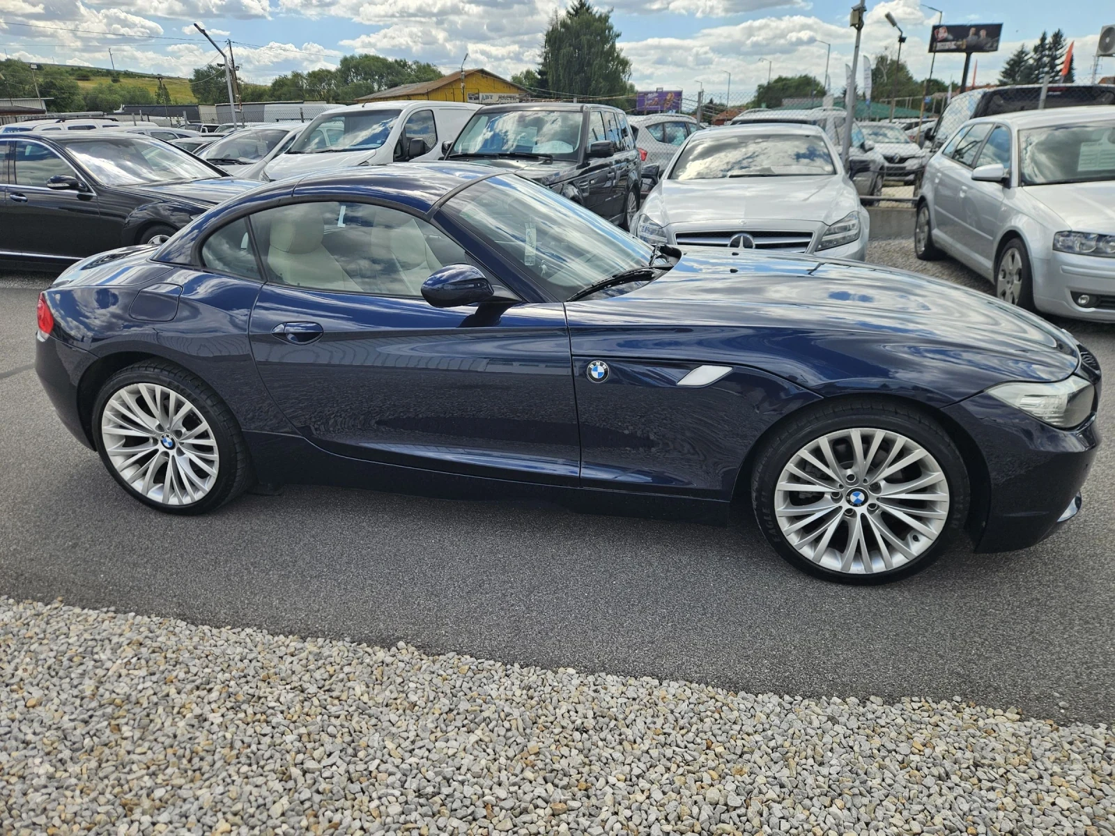 BMW Z4 2.3i SDRIVE, снимка 3 - Автомобили и джипове - 55179985