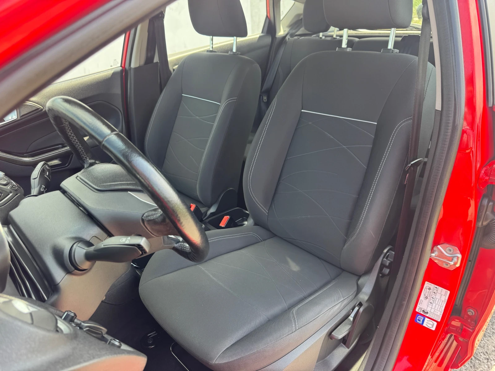 Ford Fiesta 1.5 TDCI , снимка 11 - Автомобили и джипове - 55382733