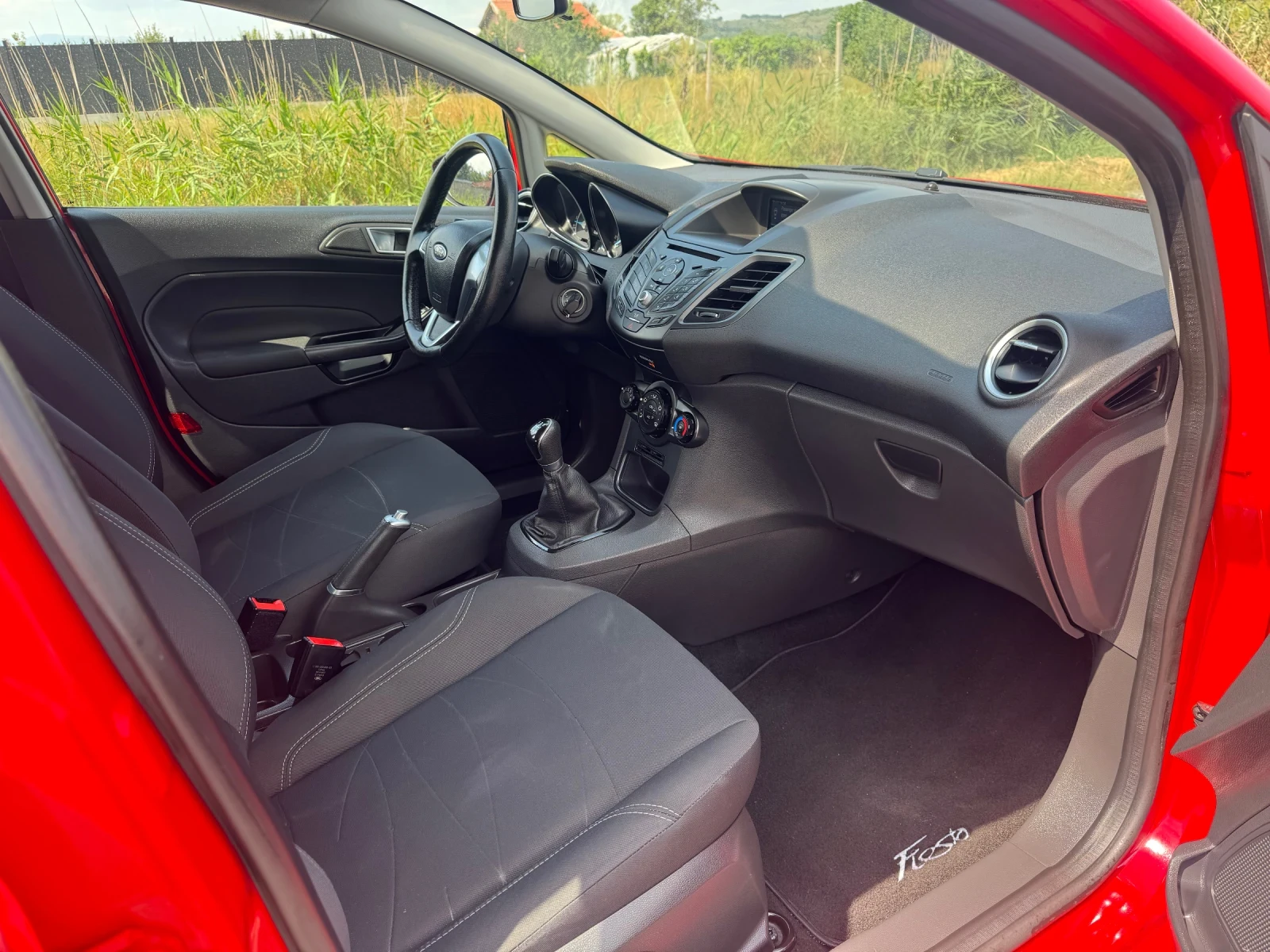 Ford Fiesta 1.5 TDCI , снимка 12 - Автомобили и джипове - 55382733