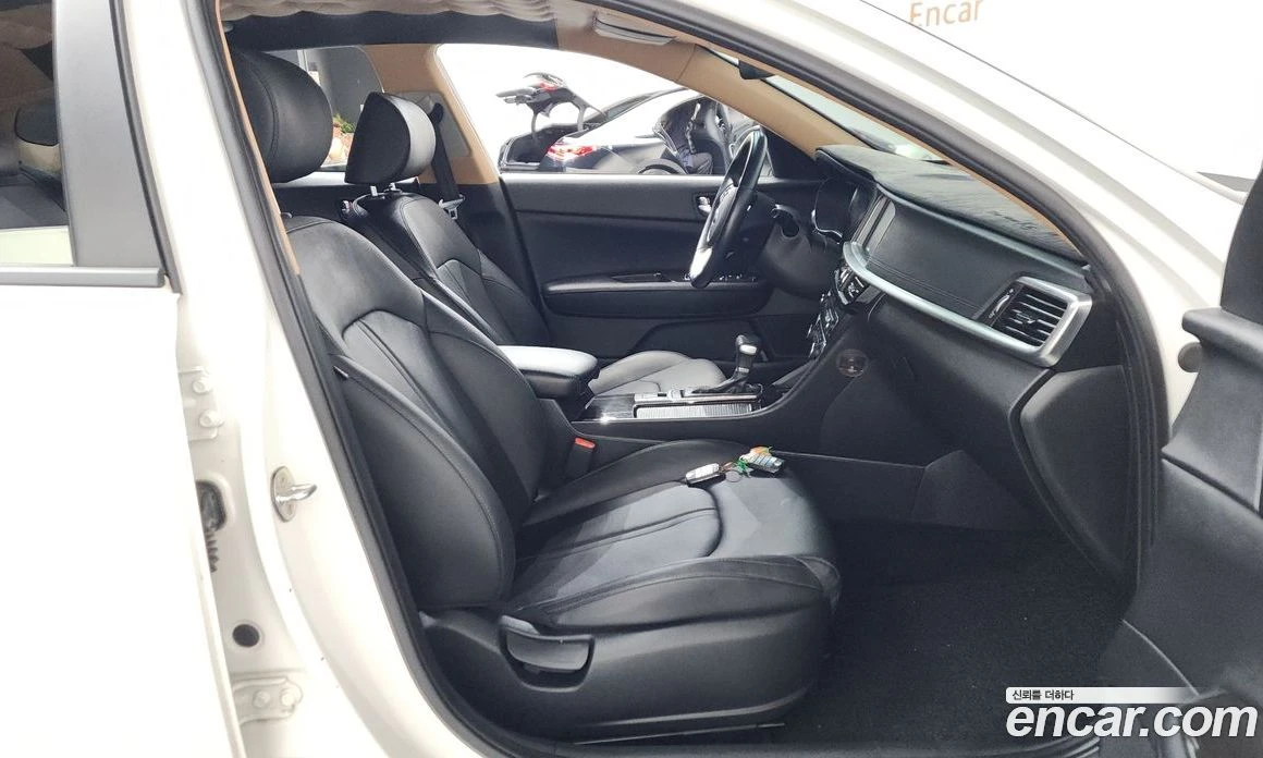 Kia K5 2.0 Noblesse, снимка 16 - Автомобили и джипове - 55669089