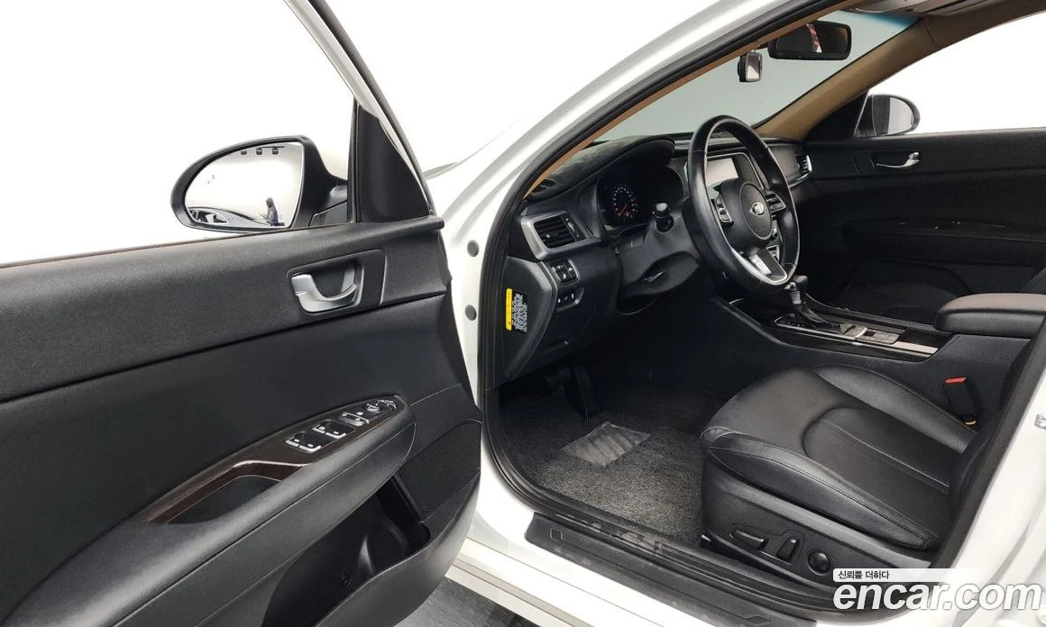 Kia K5 2.0 Noblesse, снимка 13 - Автомобили и джипове - 55669089