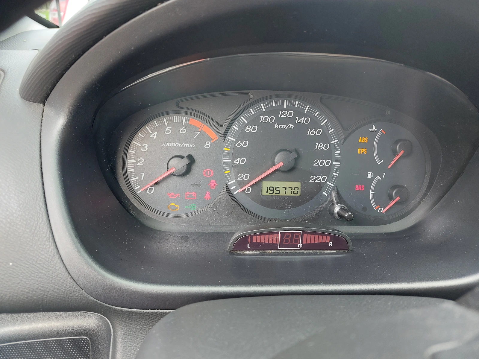 Honda Civic 1.4i, снимка 10 - Автомобили и джипове - 55887169