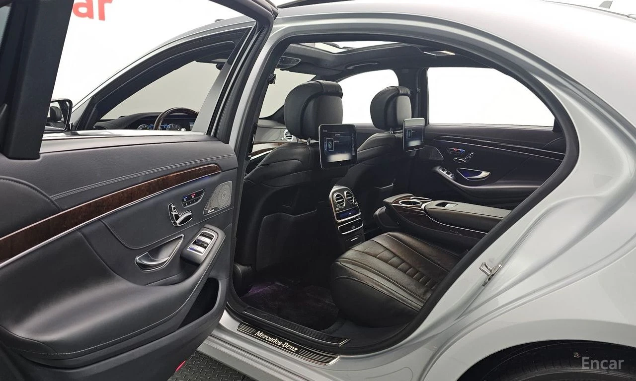 Mercedes-Benz S 560 L* 4MATIC* BURMESTER* ДИГИТАЛНО* ТАБЛО* ОБДУХВАНЕ*, снимка 16 - Автомобили и джипове - 55902112