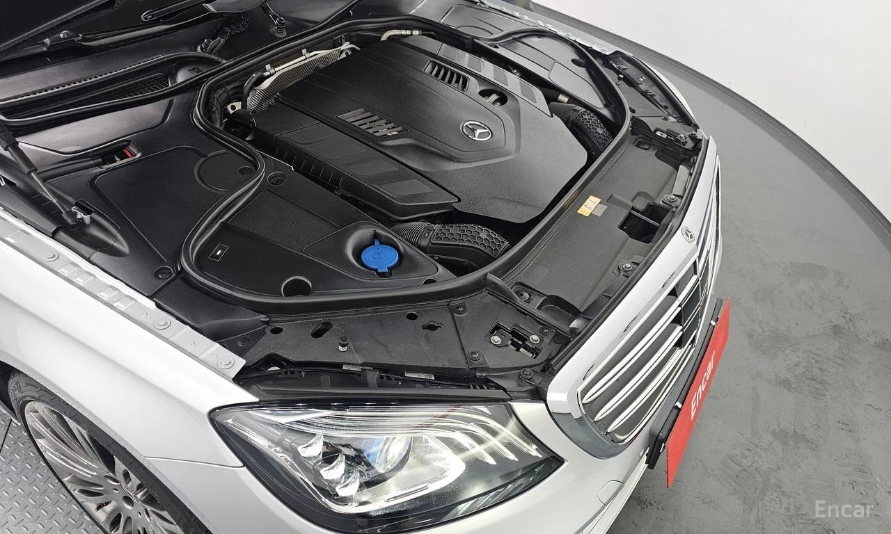 Mercedes-Benz S 560 L* 4MATIC* BURMESTER* ДИГИТАЛНО* ТАБЛО* ОБДУХВАНЕ*, снимка 17 - Автомобили и джипове - 55902112