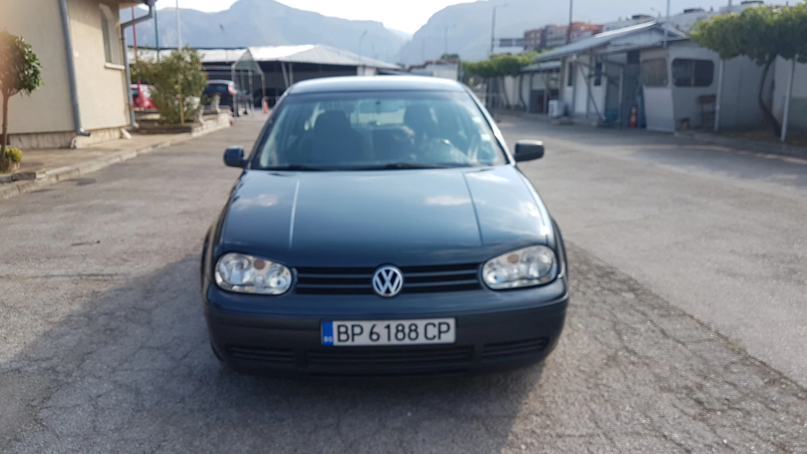 VW Golf 1.9TDI 110кс, снимка 2 - Автомобили и джипове - 55903545