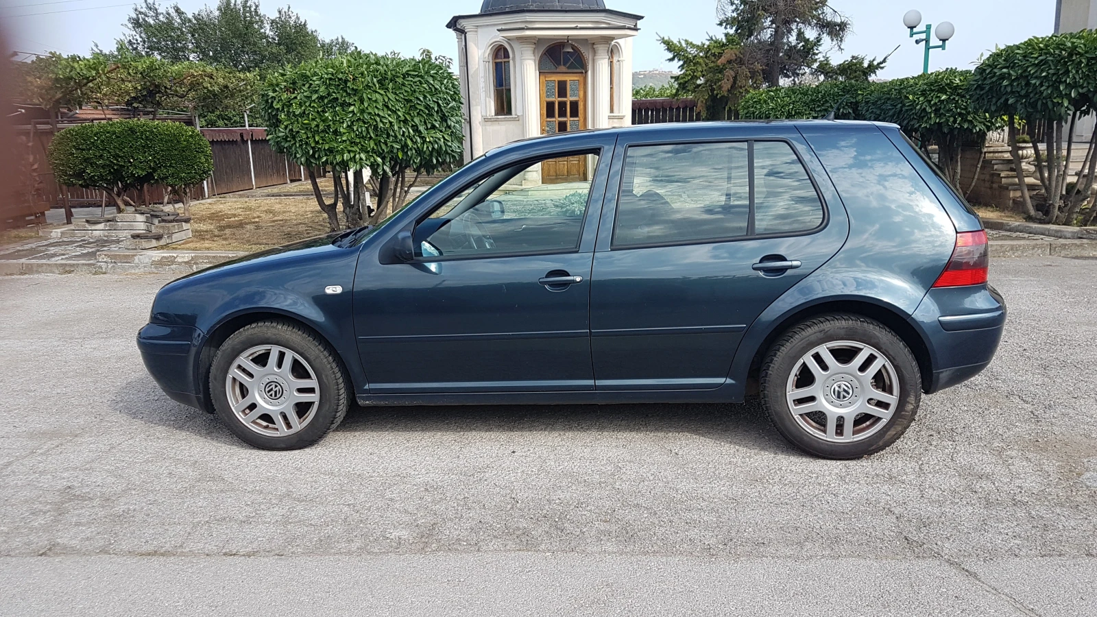 VW Golf 1.9TDI 110кс, снимка 4 - Автомобили и джипове - 55903545
