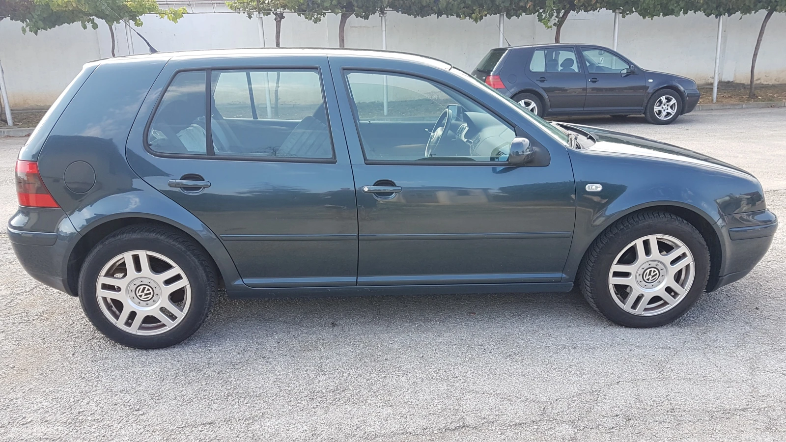 VW Golf 1.9TDI 110кс, снимка 8 - Автомобили и джипове - 55903545