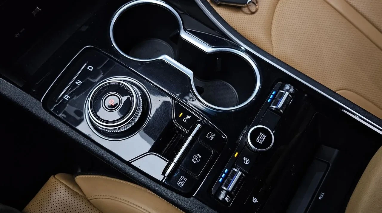 Kia K5 Hybrid Prestige, снимка 8 - Автомобили и джипове - 56010480