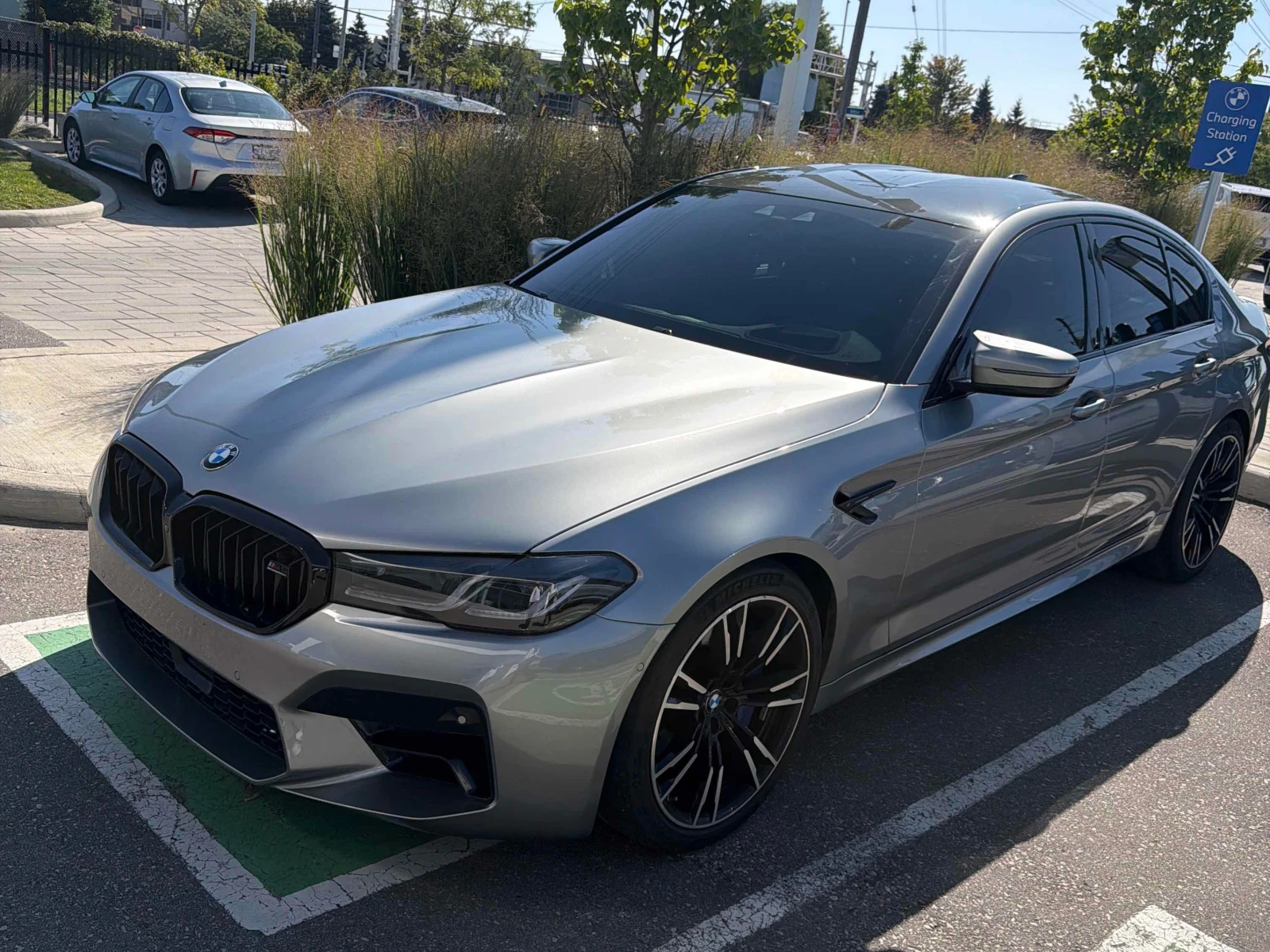 BMW M5 Competition  Sedan / Carfax / Автокредит 