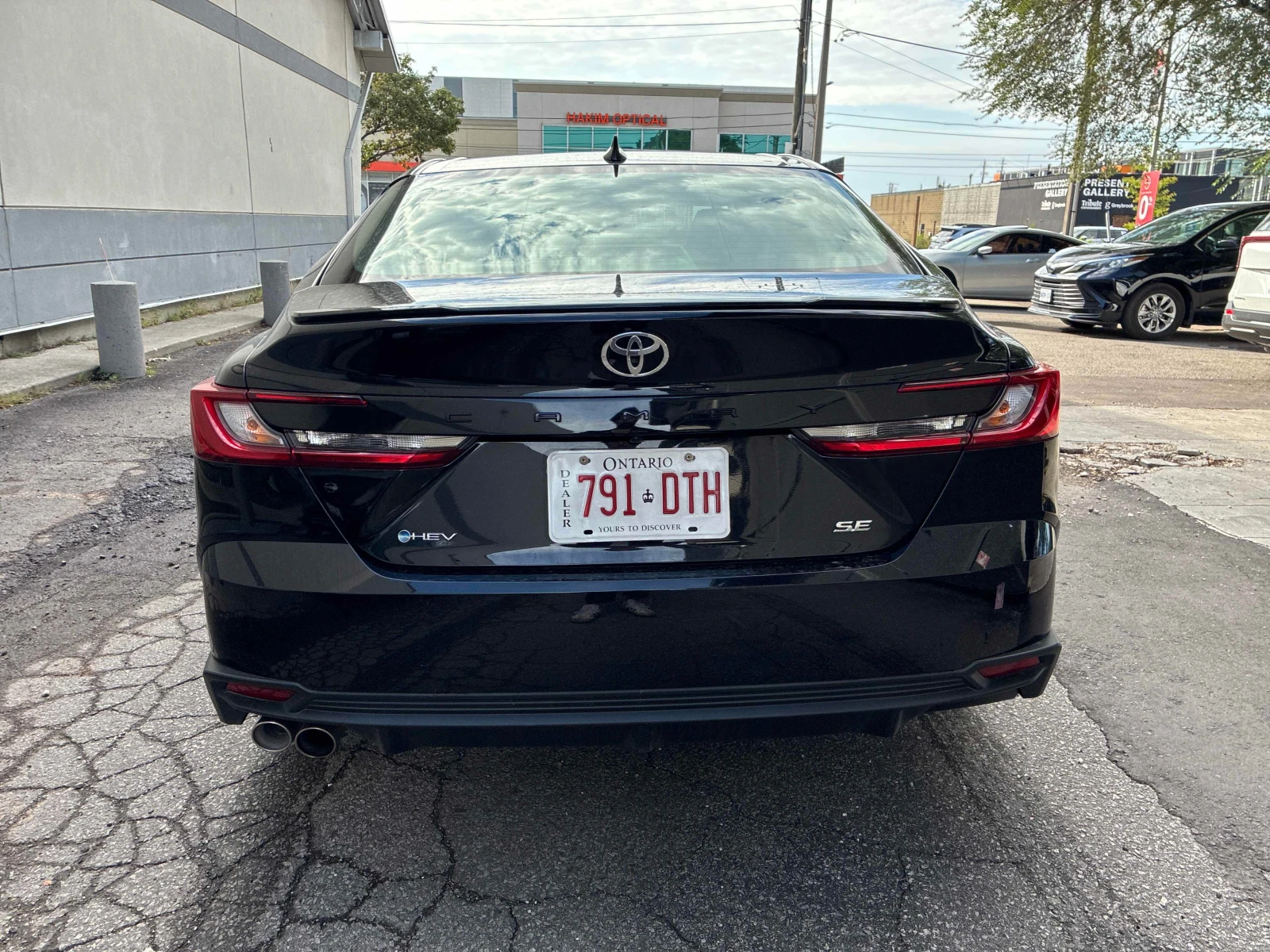 Toyota Camry * SE * CARFAX * ОПЦИЯ ЗА ФИНАНСИРАНЕ, снимка 15 - Автомобили и джипове - 56128183