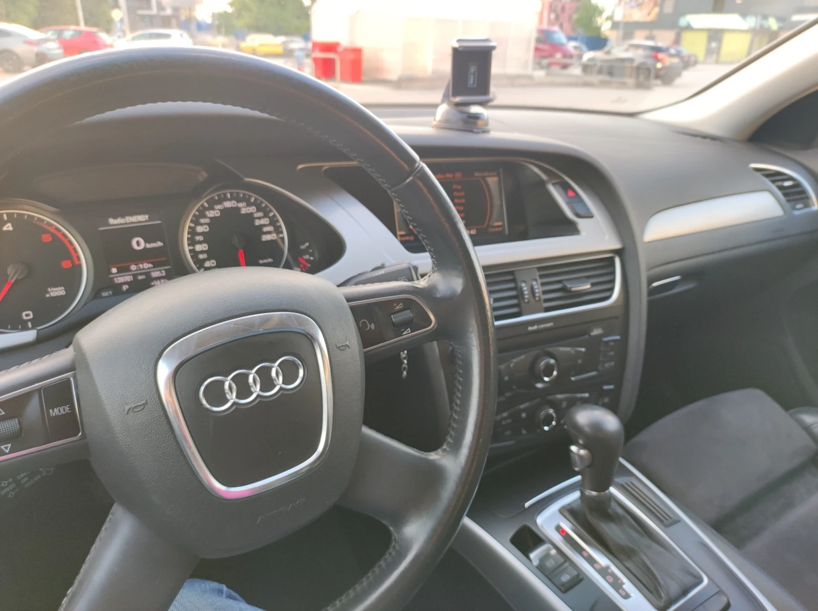 Audi A4 Audi A4 2.0 TDI   2012 г.   157 к.с.   Автоматик  , снимка 13 - Автомобили и джипове - 56164245
