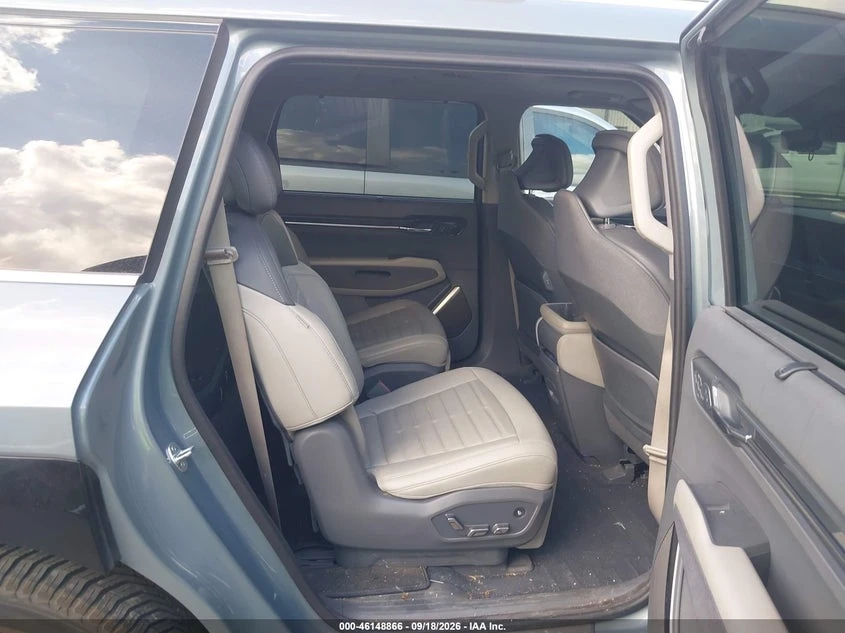 Kia EV9 Land AWD, снимка 8 - Автомобили и джипове - 56405495