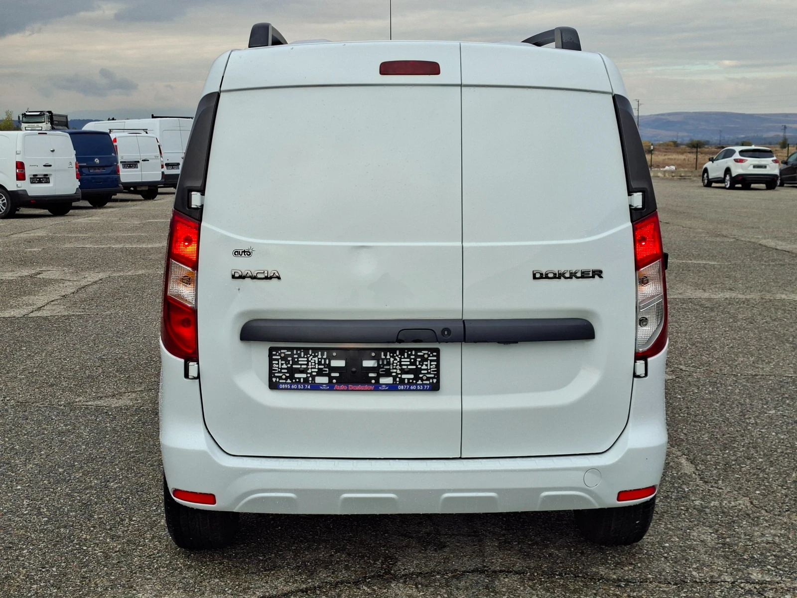 Dacia Dokker 1, 5 dci, снимка 6 - Автомобили и джипове - 56547221