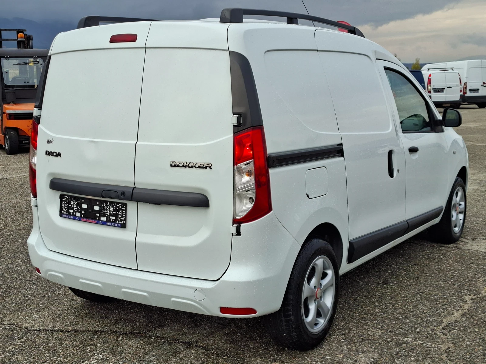 Dacia Dokker 1, 5 dci, снимка 5 - Автомобили и джипове - 56547221