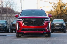 Cadillac Escalade V 4WD 6.2L V8 682кс * Kрайна цена до БГ* , снимка 3 - Автомобили и джипове - 53658537