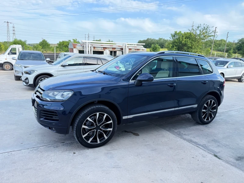 VW Touareg 4.2TDI-V8 340k.c* KEYLESS* 360 CAMERI* DISTRONIC* , снимка 3 - Автомобили и джипове - 47899286