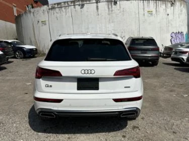 Audi Q5 CARFAX * * АВТО КРЕДИТ - изображение 5