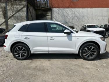 Audi Q5 CARFAX * * АВТО КРЕДИТ - изображение 4