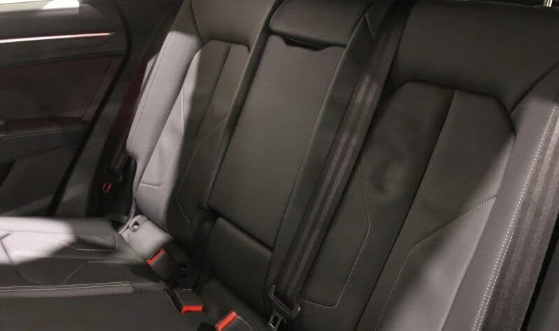 Audi Q3 2.0 45TFSI Quattro , снимка 13 - Автомобили и джипове - 56081858