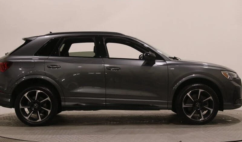 Audi Q3 2.0 45TFSI Quattro , снимка 8 - Автомобили и джипове - 56081858