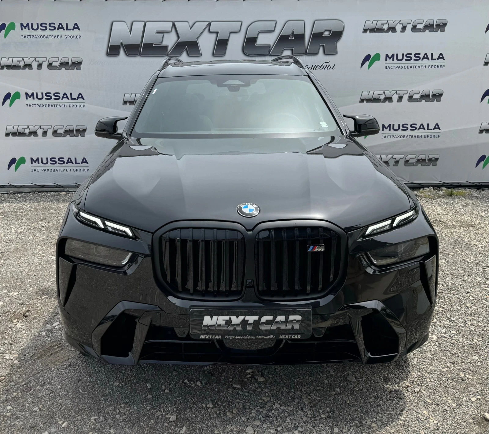 BMW X7 M60i V8 530 k.c. * НОВ * НАЛИЧЕН * ГАРАНЦИЯ - изображение 2