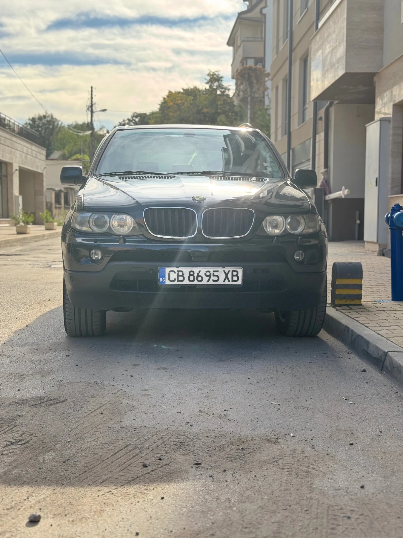 BMW X5 3.0 - изображение 3