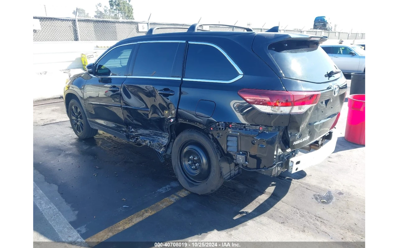 Toyota Highlander 3.5L V6 * Дистроник - изображение 6