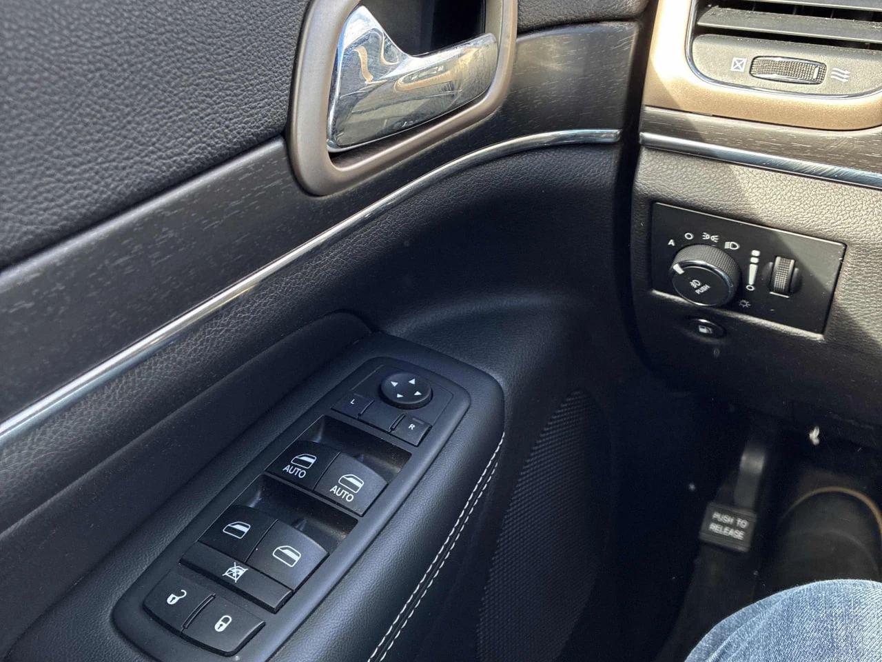 Jeep Grand cherokee *  *    *   *  | Mobile.bg   11