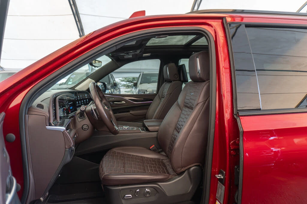 Cadillac Escalade V 4WD 6.2L V8 682кс * Kрайна цена до БГ*  - изображение 10