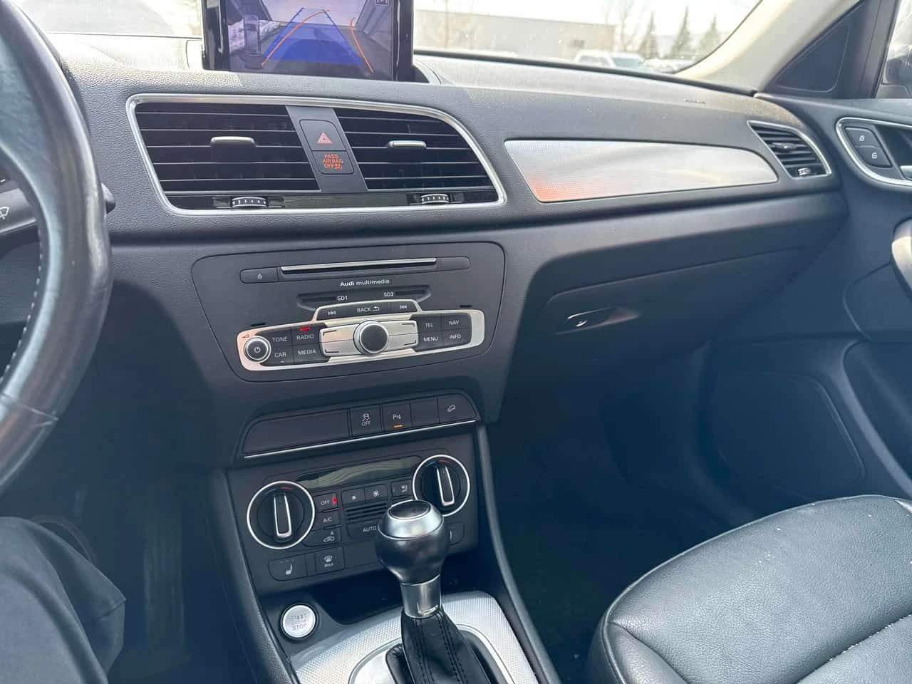 Audi Q3 * Progressiv * CARFAX * ЦЕНА ДО БГ, снимка 10 - Автомобили и джипове - 53979326