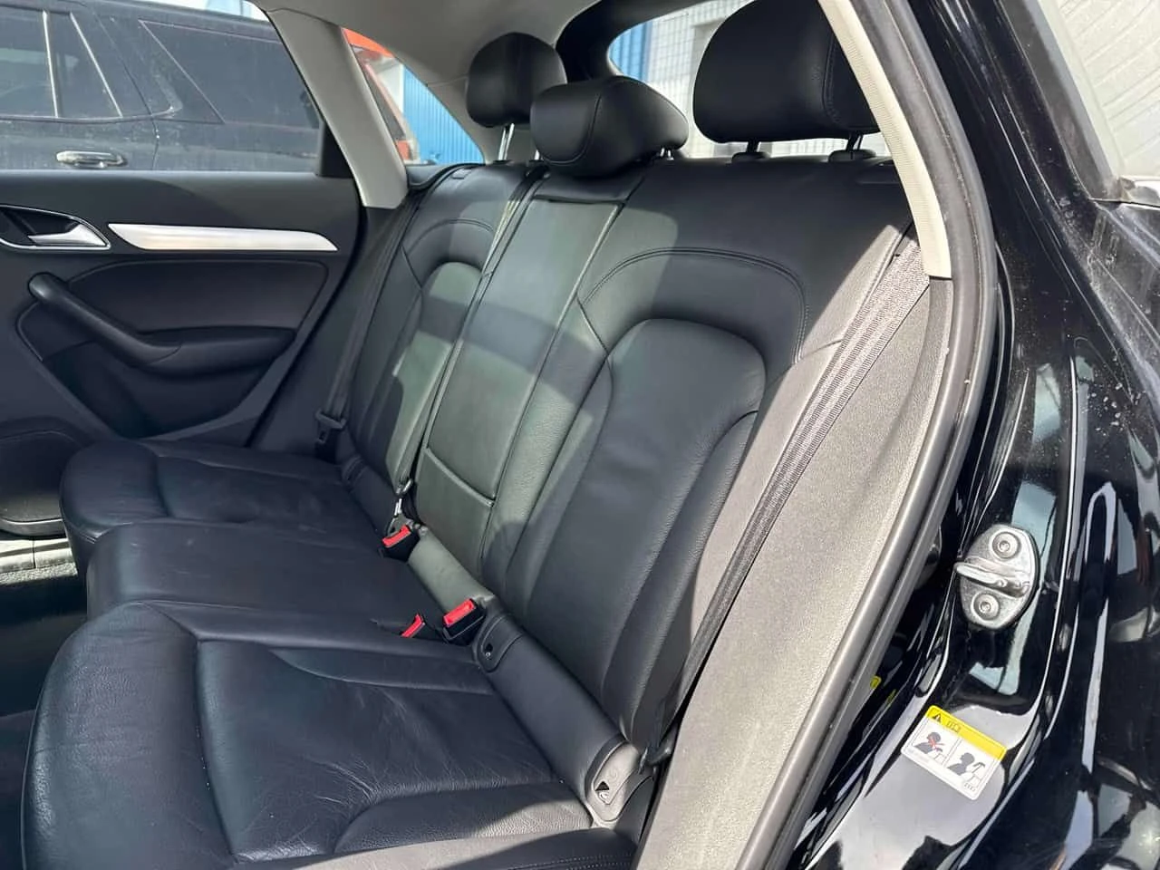 Audi Q3 * Progressiv * CARFAX * ЦЕНА ДО БГ, снимка 12 - Автомобили и джипове - 53979326