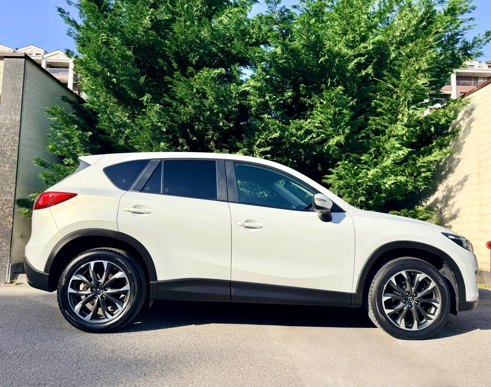 Mazda CX-5 2.2D PREMIUM FACE-LIFT DISTRONIK KOJA KAMERA NAVI , снимка 4 - Автомобили и джипове - 54511288