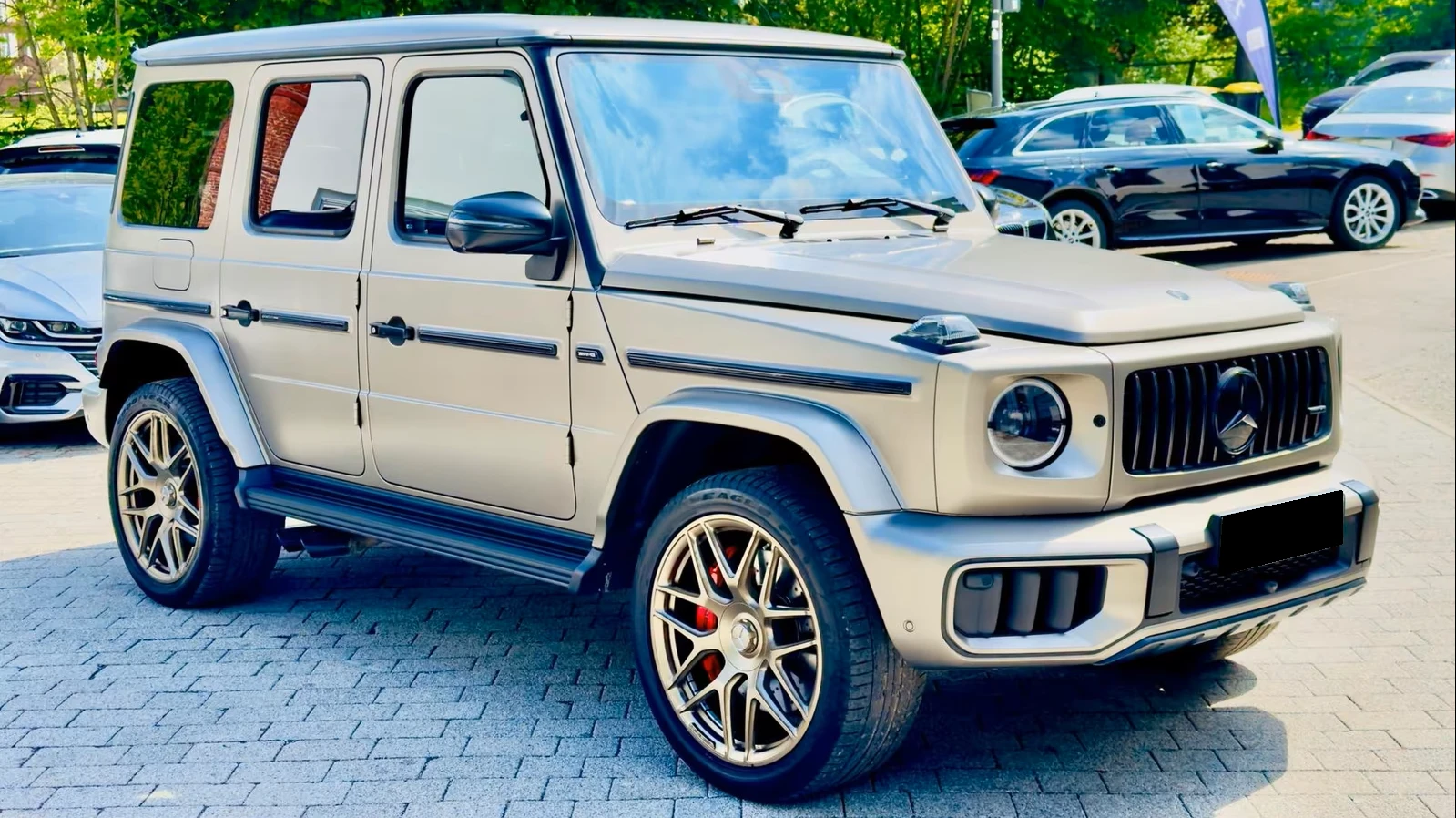 Mercedes-Benz G 63 AMG * PERFORMANCE* MAGNO* BURM* 360 CAM* DISTR* KEYLES, снимка 2 - Автомобили и джипове - 54680189