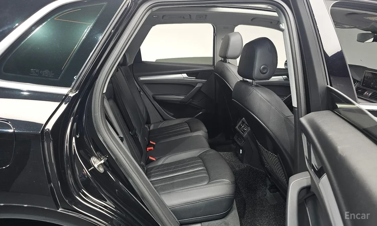 Audi Q5 (FY) 45 TFSI quattro, снимка 12 - Автомобили и джипове - 54691805
