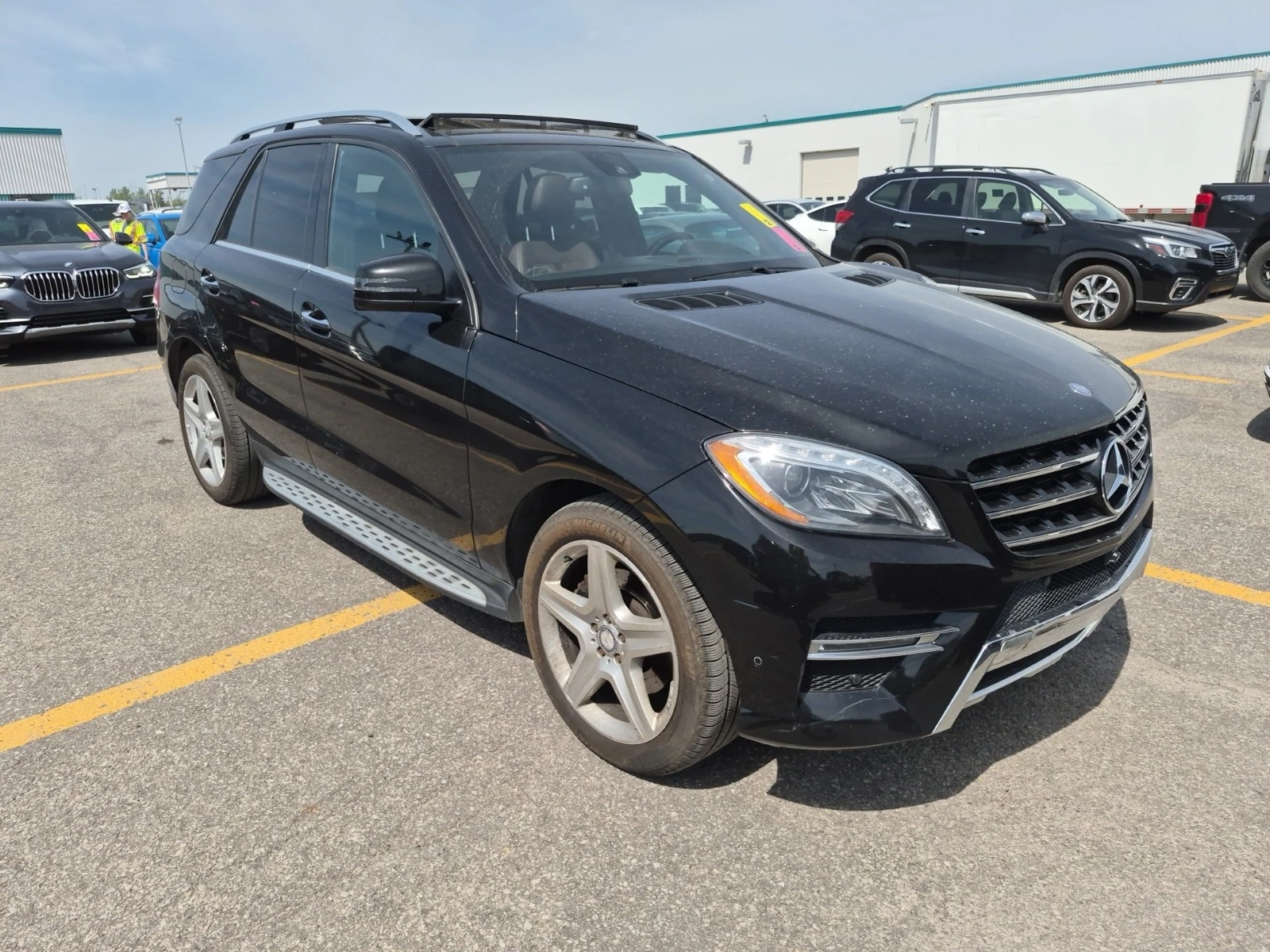 Mercedes-Benz ML 350 AMG ПАКЕТ * ПАНОРАМА * БЕЗ ИНЦИДЕНТИ * CARFAX * , снимка 2 - Автомобили и джипове - 54784658