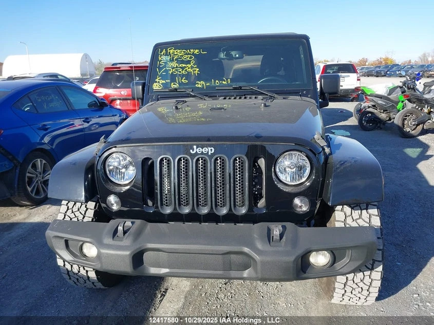 Jeep Wrangler 3.6l Unlimited Sahara, снимка 12 - Автомобили и джипове - 55041314
