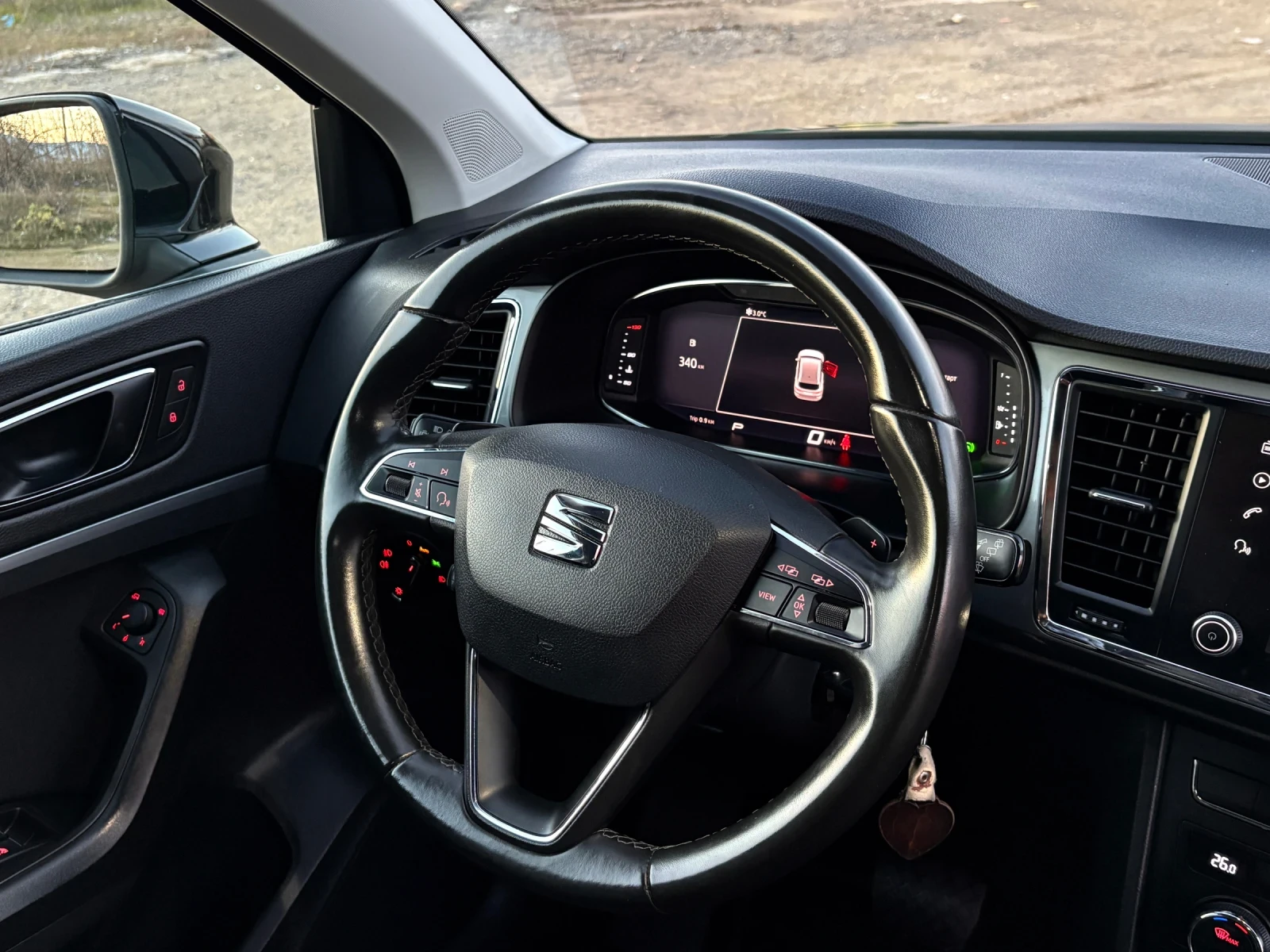 Seat Ateca 1.6TDI 39 000км# DIGITAL# АВТОМАТИК#, снимка 14 - Автомобили и джипове - 55327383