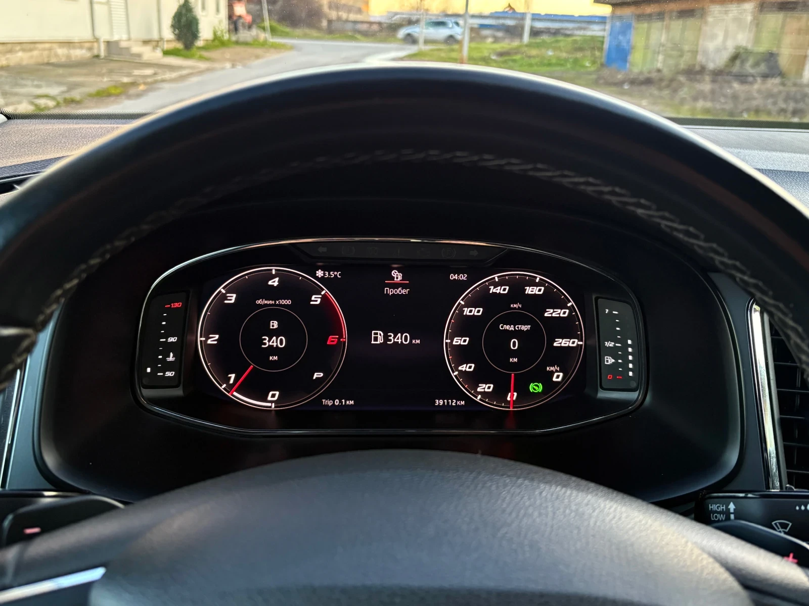 Seat Ateca 1.6TDI 39 000км# DIGITAL# АВТОМАТИК#, снимка 11 - Автомобили и джипове - 55327383